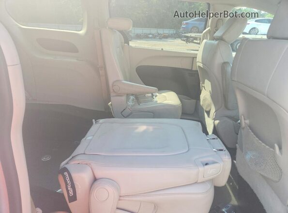 2C4RC1DG6MR545790 2021 CHRYSLER VOYAGER White Widok wnętrza z tyłu