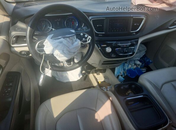 2C4RC1DG6MR545790 2021 CHRYSLER VOYAGER White Widok deski rozdzielczej
