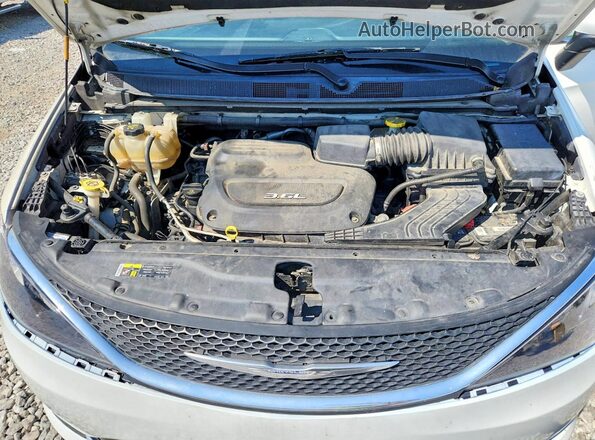 2C4RC1DG7HR845103 2017 CHRYSLER PACIFICA Белый Вид подкапотного пространства