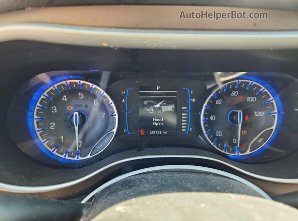 2C4RC1DG7HR845103 2017 CHRYSLER PACIFICA Белый Вид щитка приборов