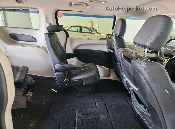 2C4RC1EG8LR102988 2020 CHRYSLER PACIFICA Black Vista interior trasera