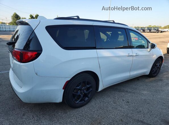 2C4RC1EGXKR613990 2019 CHRYSLER PACIFICA White Задня права чверть