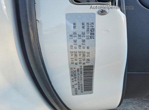 2C4RC1EGXKR613990 2019 CHRYSLER PACIFICA White Вид наклейки з VIN-кодом