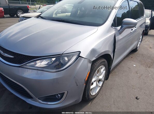 2C4RC1FG4JR174444 2018 CHRYSLER PACIFICA Серебряный 
