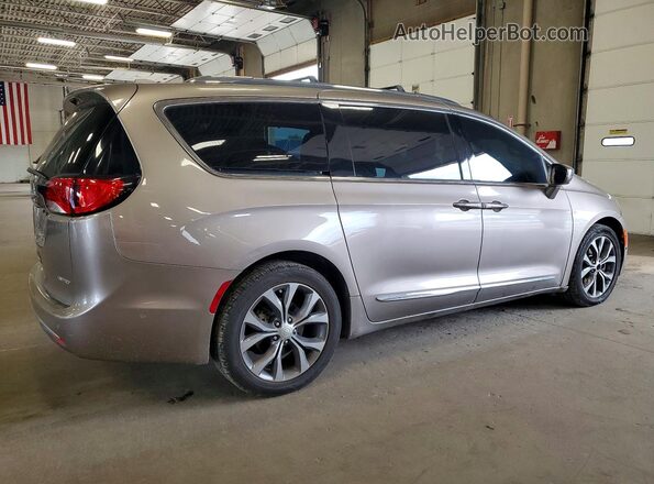 2C4RC1GG2HR727536 2017 CHRYSLER PACIFICA Tan უკანა მარჯვენა