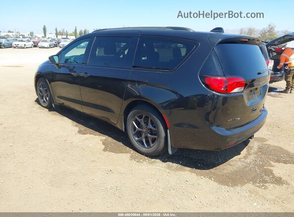 2C4RC1GG4JR261937 2018 CHRYSLER PACIFICA Черный Задняя левая четверть