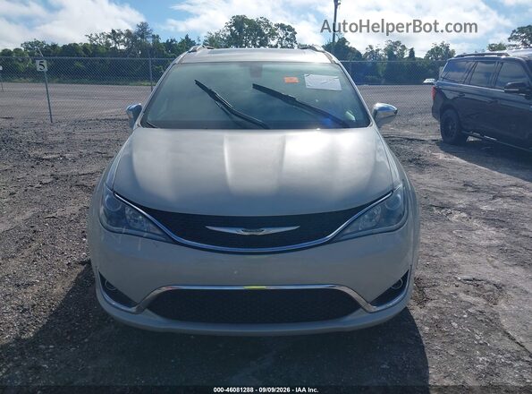 2C4RC1GG4KR721681 2019 CHRYSLER PACIFICA Cream Вид щитка приладів