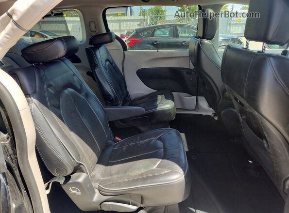 2C4RC1GG6LR249968 2020 CHRYSLER PACIFICA Black Вид задньої частини салону