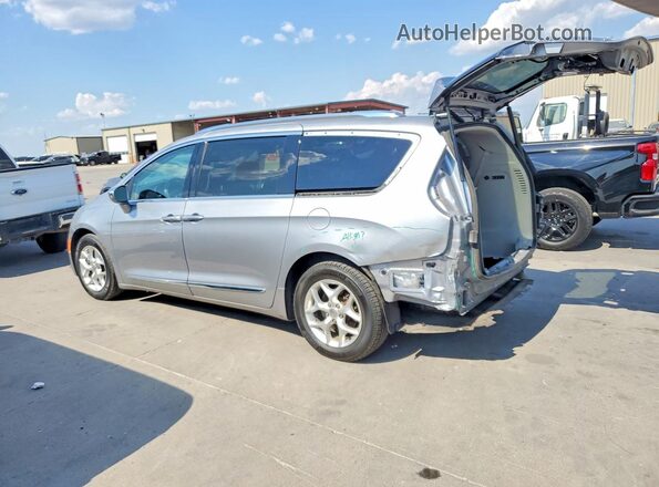 2C4RC1GG7LR125398 2020 CHRYSLER PACIFICA Silver Rear left
