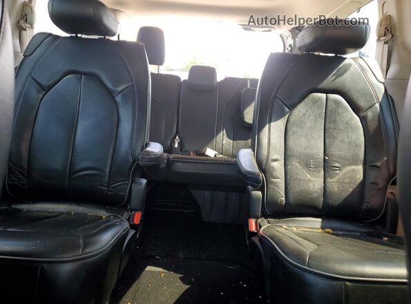 2C4RC1GG7LR125398 2020 CHRYSLER PACIFICA Silver Rear seats view