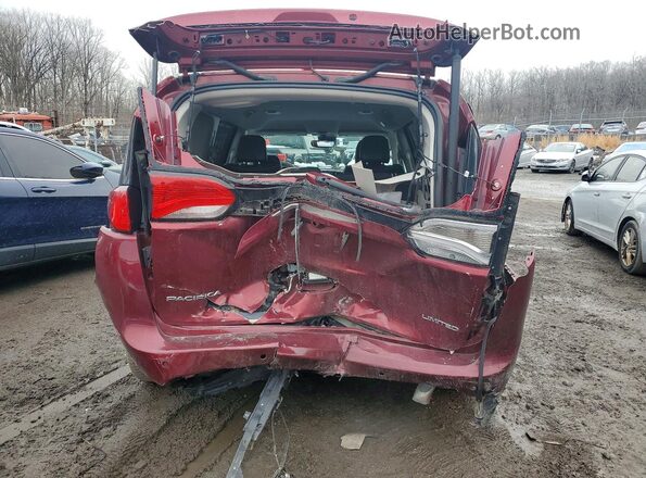 2C4RC1GG8JR210506 2018 CHRYSLER PACIFICA Red Вид ззаду