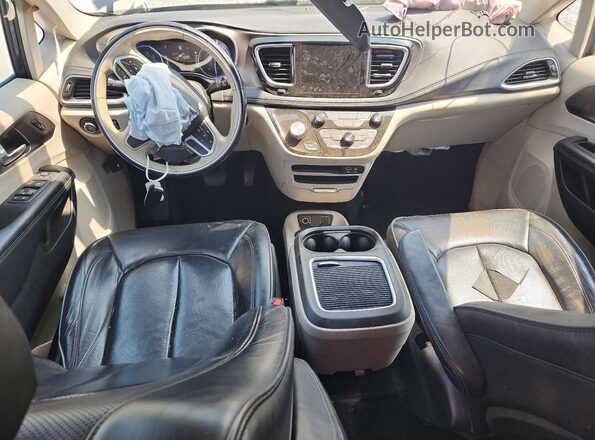 2C4RC1GG8JR273847 2018 CHRYSLER PACIFICA Blue Առջևի վահանակի տեսք