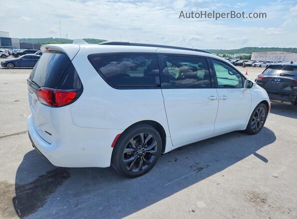 2C4RC1GG9JR339645 2018 CHRYSLER PACIFICA White უკანა მარჯვენა