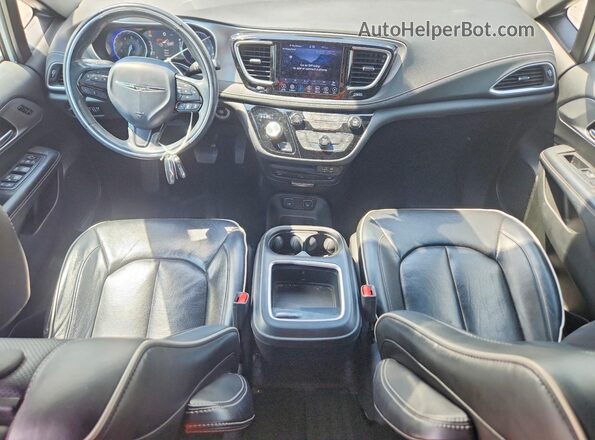 2C4RC1GG9JR339645 2018 CHRYSLER PACIFICA White წინა პანელის ხედი
