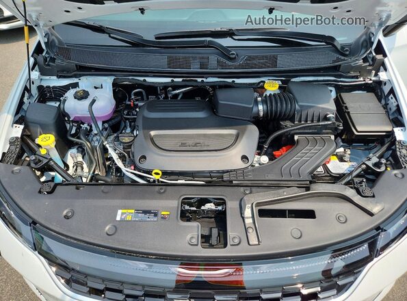 2C4RC1GG9VR567778 2027 CHRYSLER PACIFICA White Widok komory silnika