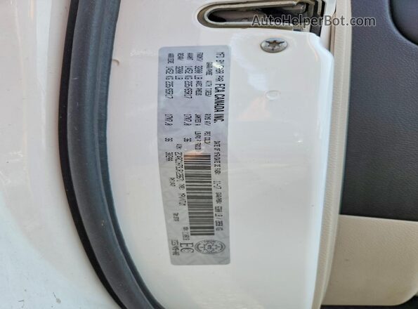 2C4RC1H73JR129671 2018 CHRYSLER PACIFICA Белый Вид наклейки с VIN-кодом