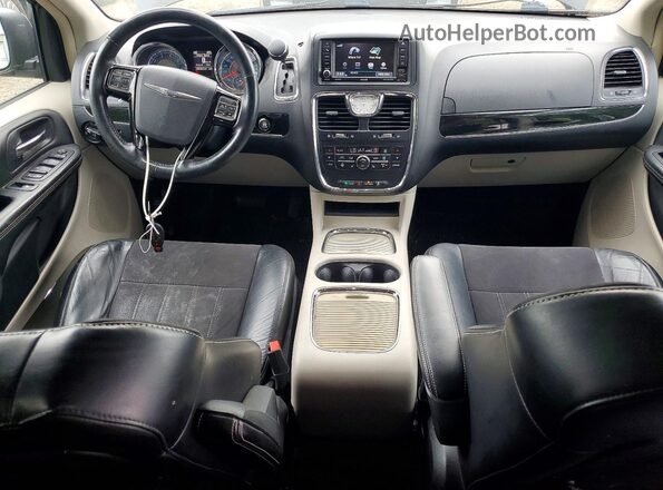 2C4RC1JG5GR100028 2016 CHRYSLER TOWN Черный Вид панели приборов