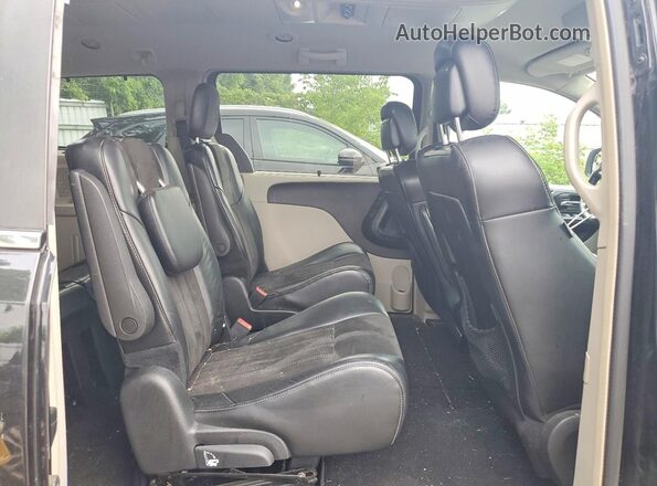 2C4RC1JG5GR100028 2016 CHRYSLER TOWN Черный Вид задней части салона