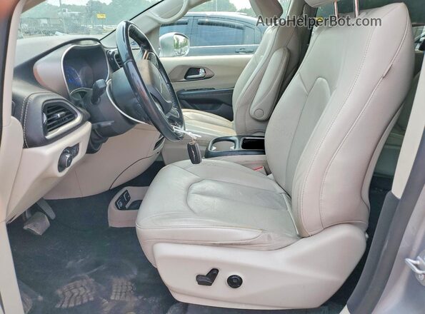 2C4RC1L71MR594686 2021 CHRYSLER PACIFICA Blue Widok wnętrza z przodu