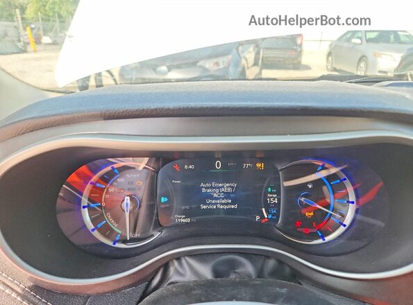 2C4RC1L72NR139525 2022 CHRYSLER PACIFICA White Vista de los asientos traseros