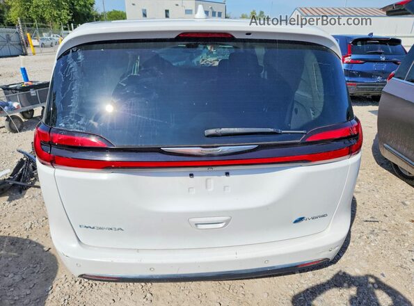 2C4RC1L72NR139525 2022 CHRYSLER PACIFICA White Vista interior delantera