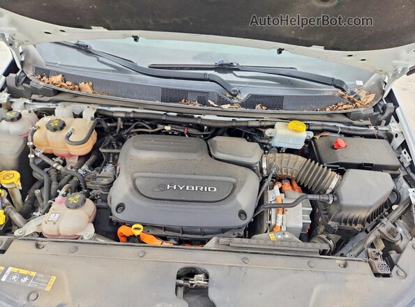 2C4RC1L74NR173840 2022 CHRYSLER PACIFICA White Вид підкапотного простору