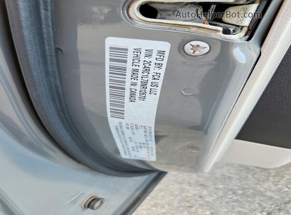 2C4RC1L78NR126701 2022 CHRYSLER PACIFICA Gray VIN sticker view