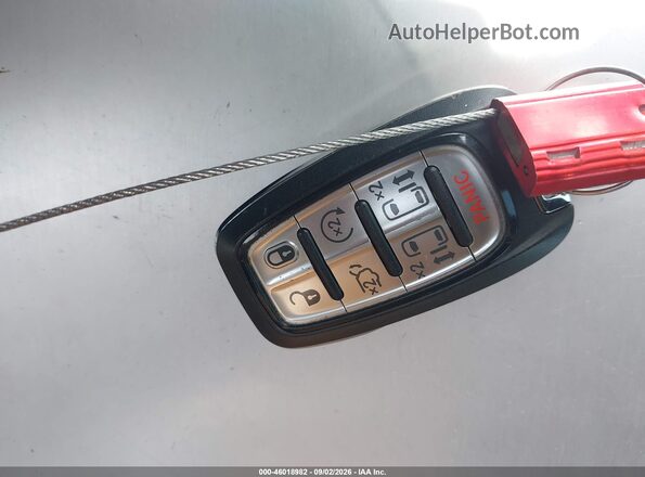 2C4RC1N71NR220397 2022 CHRYSLER PACIFICA Серый Вид панели приборов