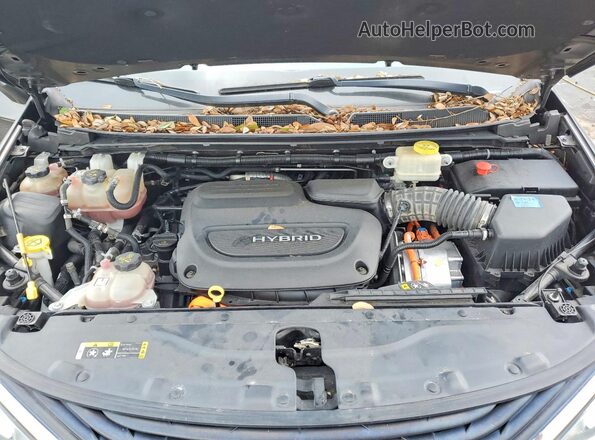2C4RC1N72JR159166 2018 CHRYSLER PACIFICA Gray Вид підкапотного простору