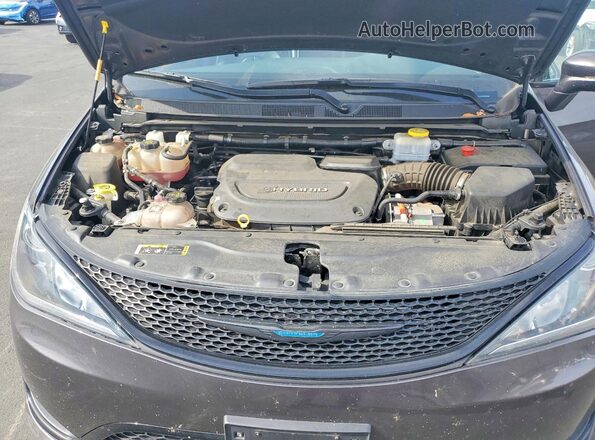 2C4RC1N74LR230175 2020 CHRYSLER PACIFICA Charcoal Engine compartment view