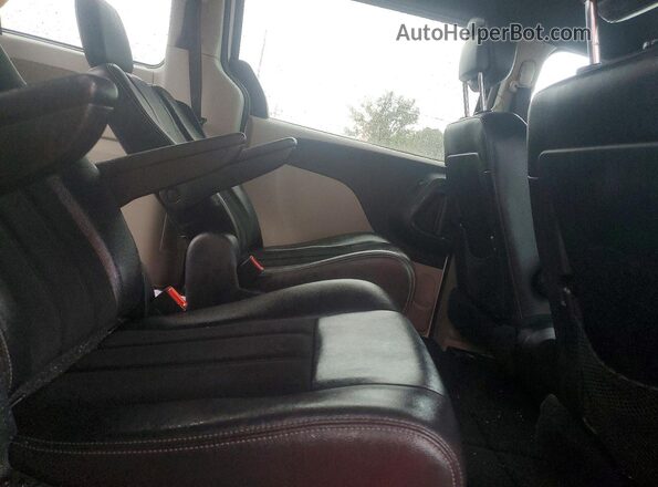 2C4RDGCG2HR712931 2017 DODGE GRAND White Widok wnętrza z tyłu