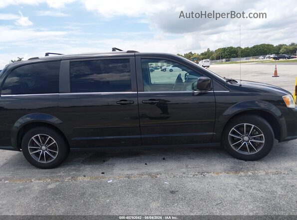 2C4RDGCG2HR715618 2017 DODGE GRAND CARAVAN Gray Widok wnętrza z tyłu
