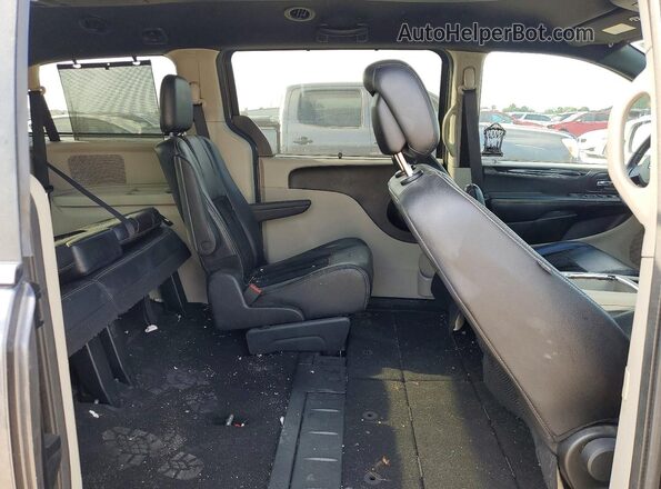 2C4RDGCG7HR662267 2017 DODGE GRAND Gray Rear interior view