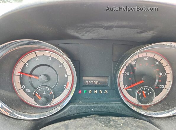 2C4RDGCG8JR359620 2018 DODGE GRAND Silver Instrument cluster view