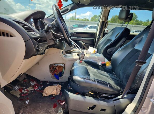 2C4RDGCG8JR359620 2018 DODGE GRAND Silver Front interior view
