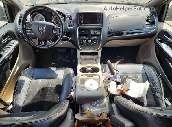 2C4RDGCG8JR359620 2018 DODGE GRAND Silver Dashboard view