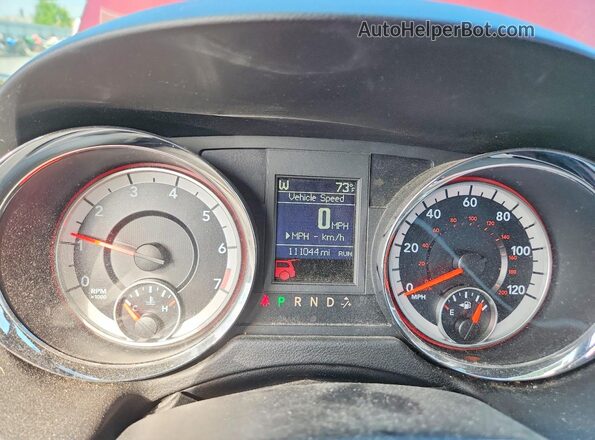 2C4RDGEG0JR301191 2018 DODGE GRAND Red Widok zestawu wskaźników