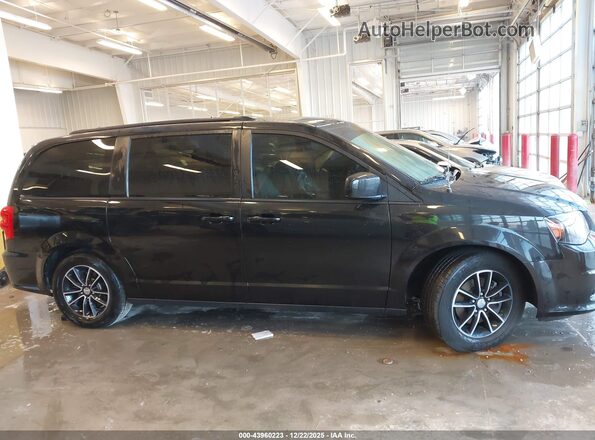 2C4RDGEGXJR248886 2018 DODGE GRAND CARAVAN Черный Вид задней части салона