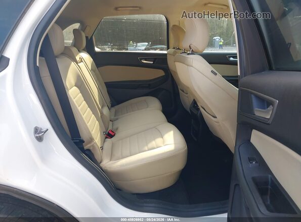 2FMPK3G95KBC64827 2019 FORD EDGE White Widok naklejki z numerem VIN