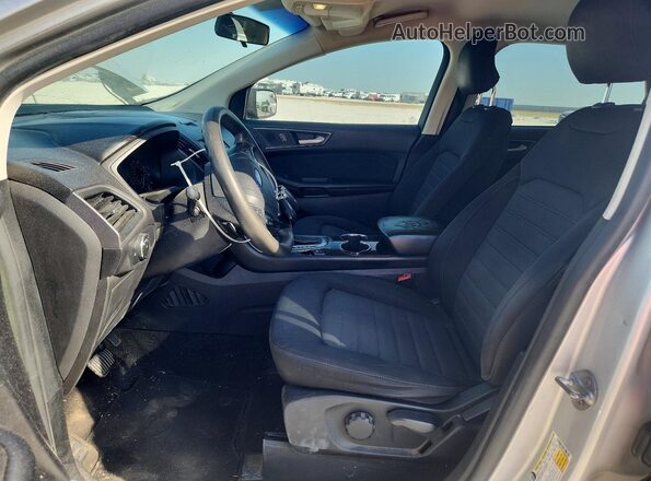 2FMPK3G99JBC06573 2018 FORD EDGE Silver Widok wnętrza z przodu