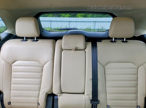 2FMPK3J91KBB10317 2019 FORD EDGE White უკანა სავარძლების ხედი