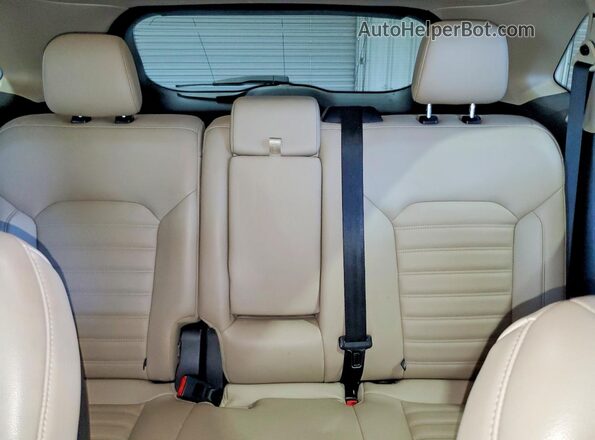 2FMPK3J95KBC08508 2019 FORD EDGE Синий Вид задней части салона