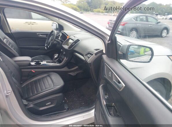 2FMPK3J97HBC22628 2017 FORD EDGE Silver Widok wnętrza z przodu