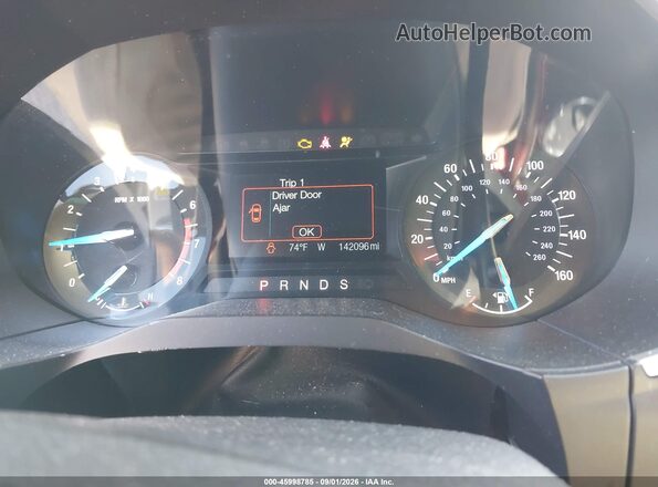 2FMPK4J89JBB72639 2018 FORD EDGE Gold Widok tylnych siedzeń