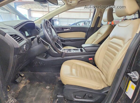 2FMPK4J90NBA52761 2022 FORD EDGE Black Widok wnętrza z przodu