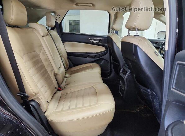 2FMPK4J90NBA52761 2022 FORD EDGE Black Widok wnętrza z tyłu