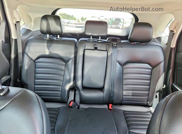 2FMPK4J93NBA11816 2022 FORD EDGE Black Widok tylnych siedzeń