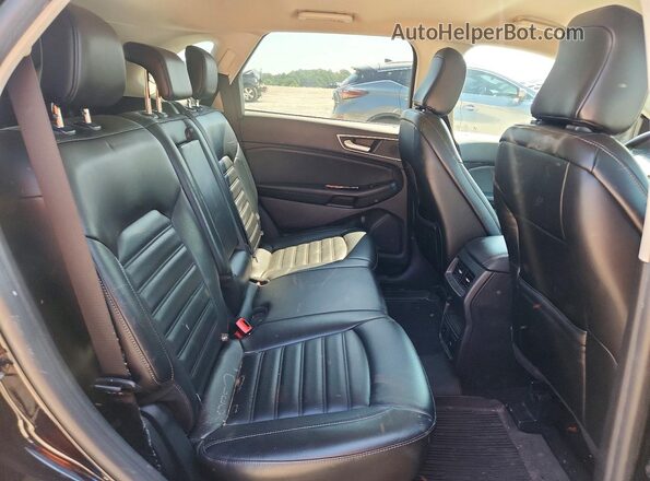 2FMPK4J94LBA58897 2020 FORD EDGE Black Widok wnętrza z tyłu
