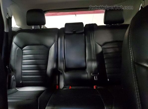 2FMPK4J95RBA81100 2024 FORD EDGE Silver Vista de los asientos traseros