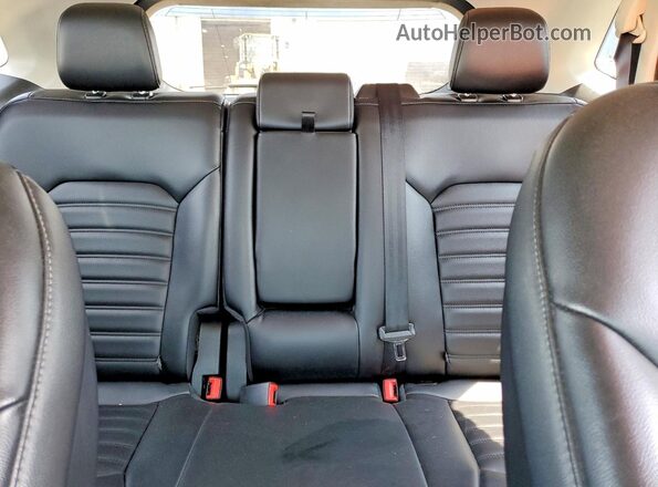 2FMPK4J96LBA25450 2020 FORD EDGE Blue Rear seats view